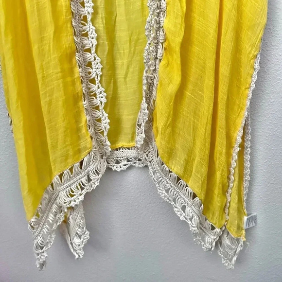 FREE PEOPLE | Yellow Cream Sundial Gauze Crochet Kimono Wrap Topper | One Size - Picture 5 of 10